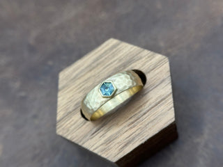 Hammered Gold Opalescent Sapphire Band