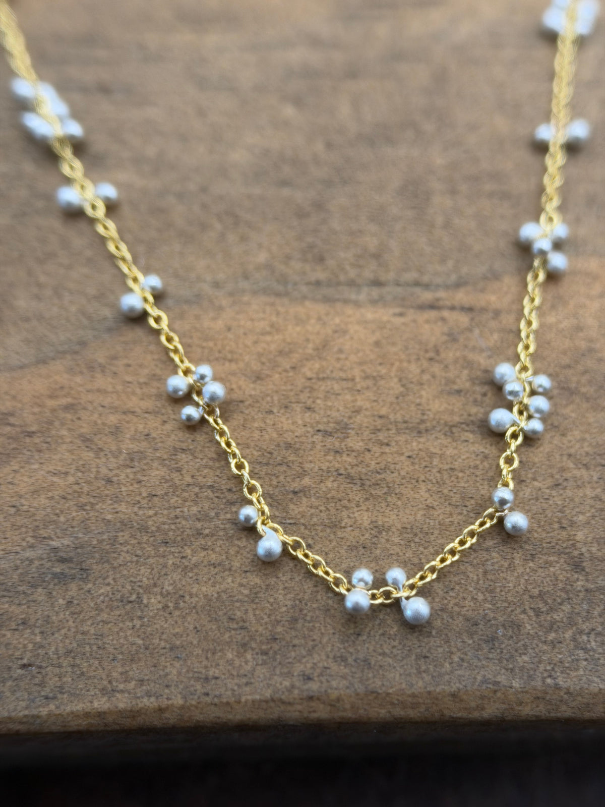 Partially Scattered Caviar Necklace - GF