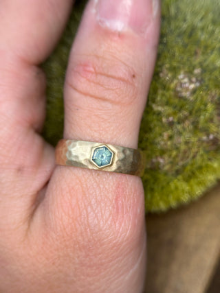 Hammered Gold Opalescent Sapphire Band