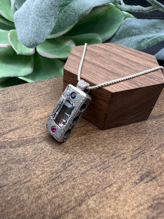 Hurled Pendant