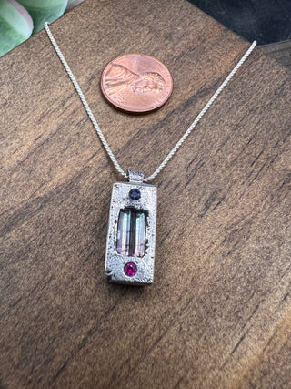 Hurled Pendant