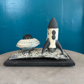 Moon UFO Salt and Pepper Shaker Set