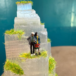 Selenite Crystal Diorama - 2 Figures: Dapper