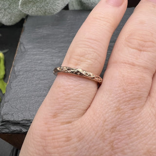 Rose Gold Vine Engraved Band