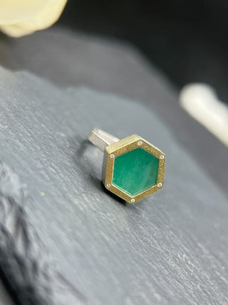 Captured Emerald Hex Ring