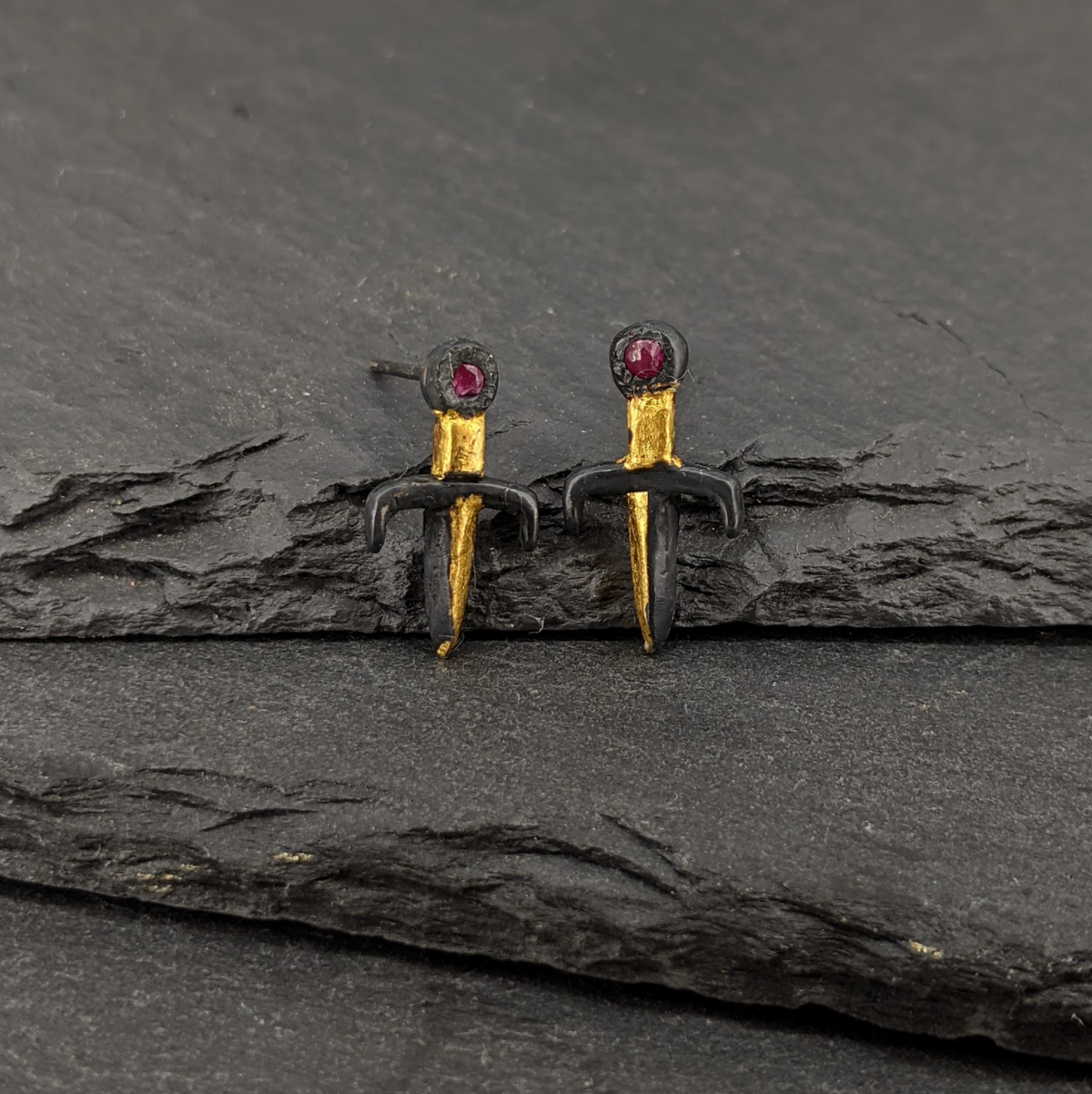 Dagger Studs